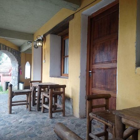 Club Hostel Tilcara Esterno foto